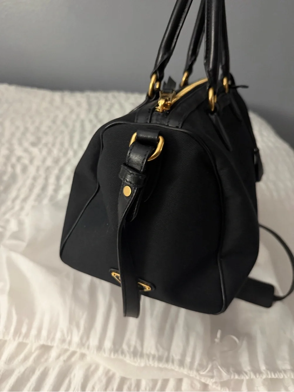 Prada Bag - Picture 4 of 11